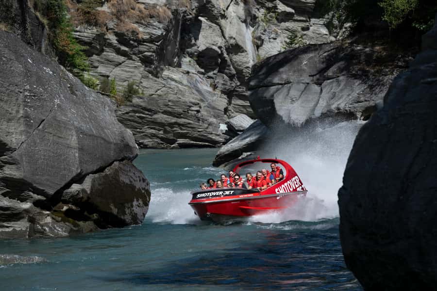 Queenstown: Shotover River Extreme Jet Boat Experience - Getting ready for 25 minutes of high-speed action
