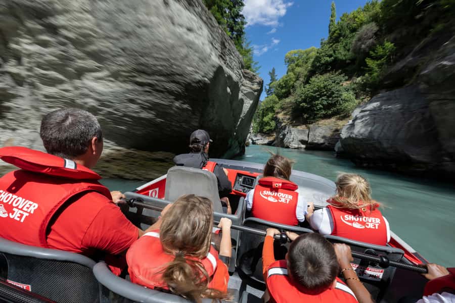 Queenstown: Shotover River Extreme Jet Boat Experience - Safety, comfort, and who should skip it