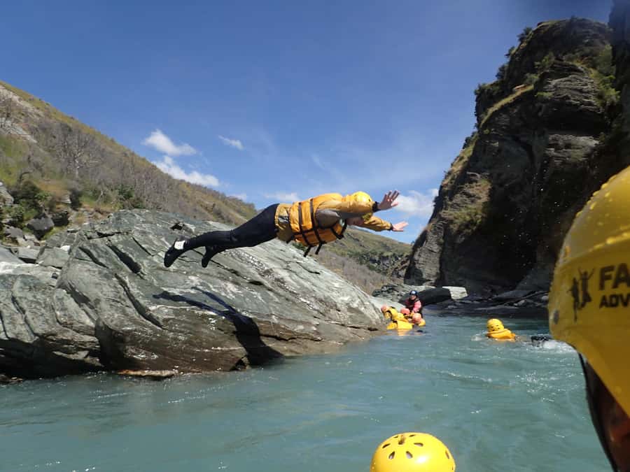 Queenstown: Shotover River Rafting & Skippers Canyon Tour - The return through Skippers Canyon