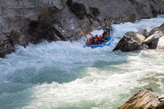 Queenstown Shotover River White Water Rafting - How the guides shape the experience