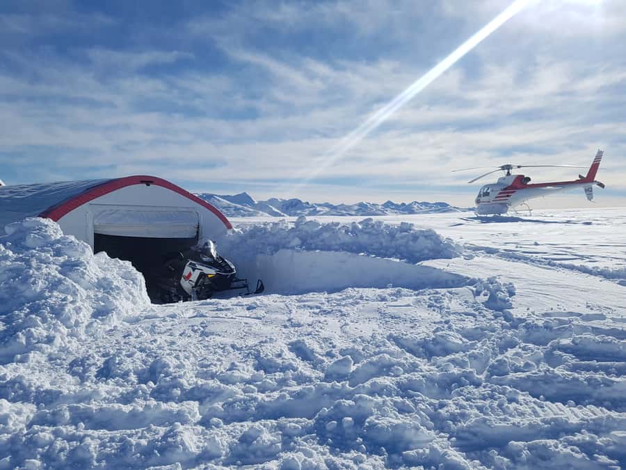 Queenstown: Snowmobiling Experience with Helicopter Flight - Why this Queenstown snowmobile tour feels different