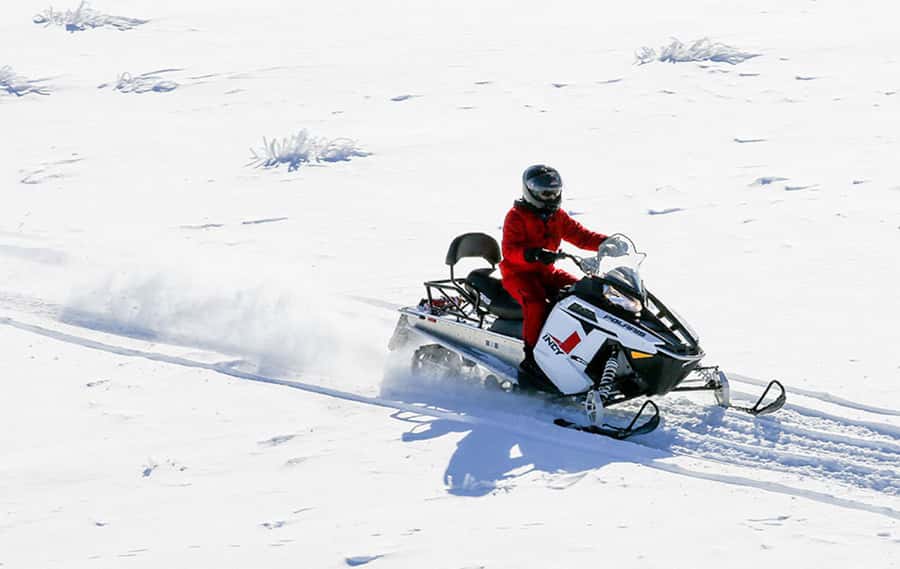 Queenstown: Snowmobiling Experience with Helicopter Flight - The helicopter flight to the Garvie Mountains