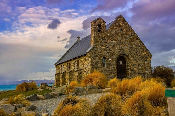 Queenstown to Christchurch via Mt Cook (1 way) (Small Group) - Leaving Queenstown through Kawarau Gorge