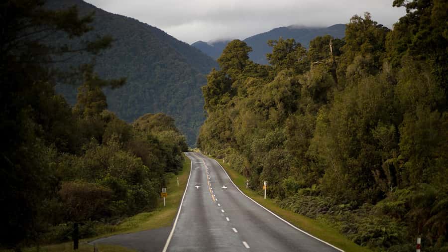 Queenstown to Franz Josef Day Tour - Coach comfort and the value of a one-way ride