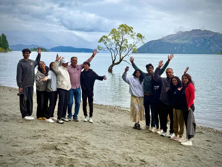 Queenstown to Franz Josef small group tour (one-way) - Lake Matheson is the final major stop