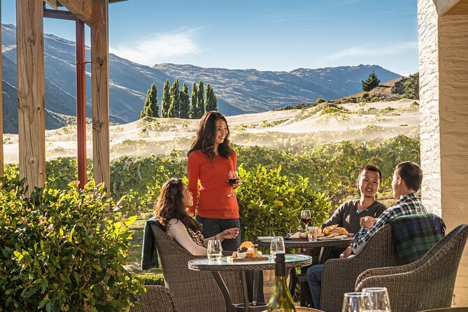 Queenstown VIP Wine Drop and Hop Tour - Why Arrowtown deserves your time