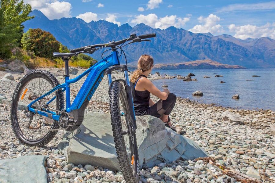 Ride to Riches: Arrowtown to Queenstown with Shuttle - What Arrowtown adds to the day