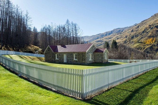 Skippers Canyon 4WD Heritage half day Tour from Queenstown - Tea, snacks, and a welcome pause