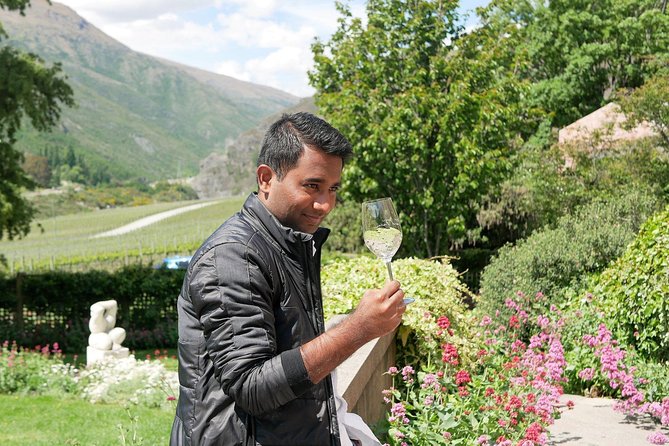 The Wine Trail Tour - From Queenstown to the Gibbston wine country