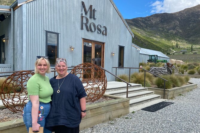 Wine Tour & Maori Culture Queenstown - Three hours in Gibbston vineyards